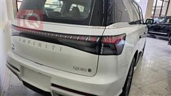 إنفينيتي QX80